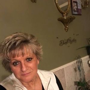 Meet your Posher, Beatrice